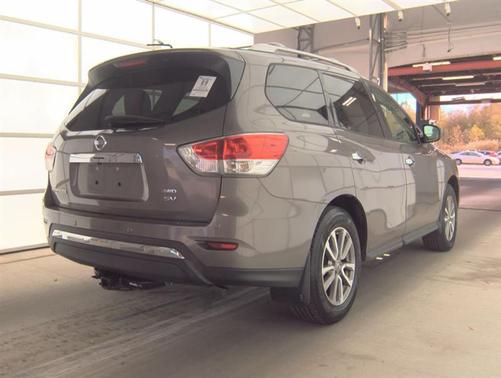 2013 Nissan Pathfinder SV