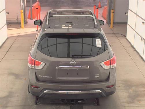 2013 Nissan Pathfinder SV