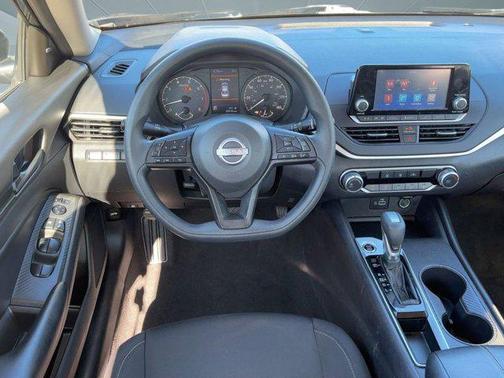 2023 Nissan Altima S FWD