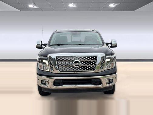 2018 Nissan Titan SL