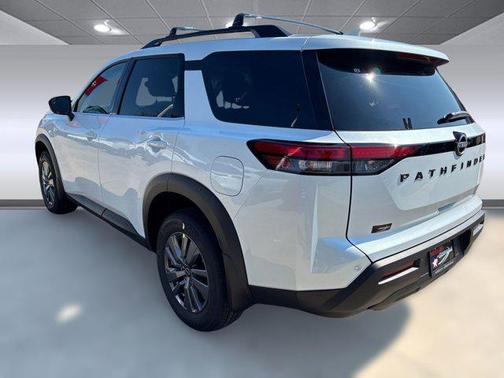 2025 Nissan Pathfinder SV FWD