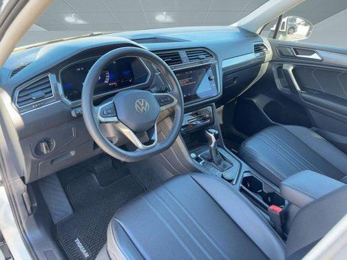 2024 Volkswagen Tiguan 2.0T Wolfsburg Edition