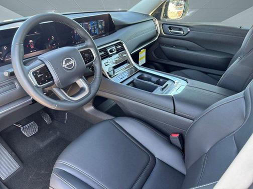 2026 Nissan Armada SV