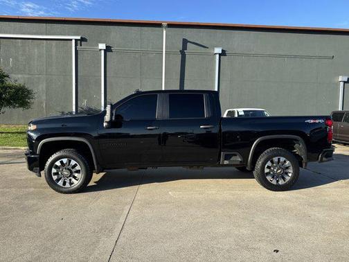 2021 Chevrolet Silverado 2500 Custom