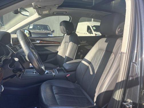 2018 Audi Q5 2.0T Premium Plus