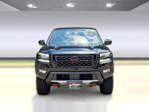 Super Black 2024 Nissan Frontier PRO-4X