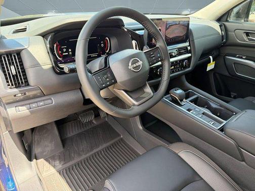 Deep Ocean Blue Pearl 2026 Nissan Pathfinder SL