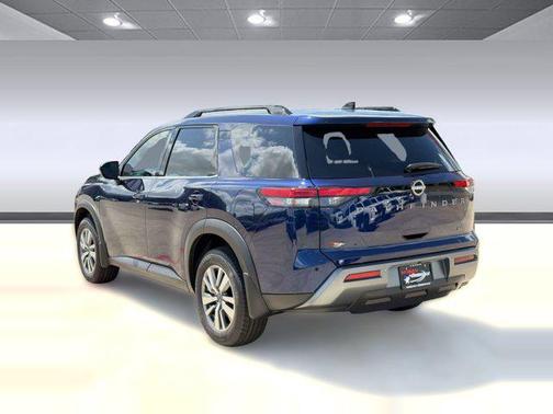 Deep Ocean Blue Pearl 2026 Nissan Pathfinder SL