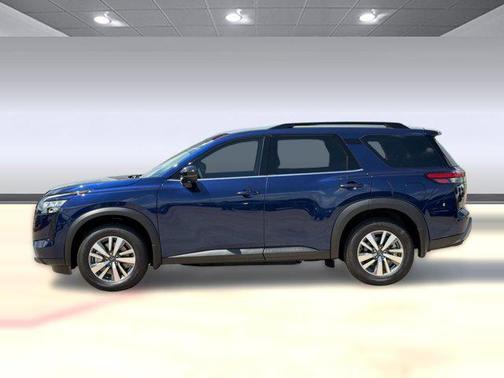 Deep Ocean Blue Pearl 2026 Nissan Pathfinder SL
