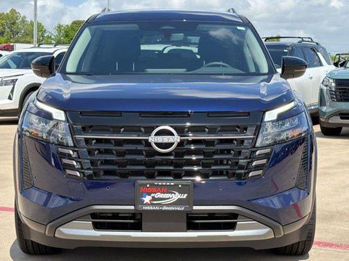 Deep Ocean Blue Pearl 2026 Nissan Pathfinder SL