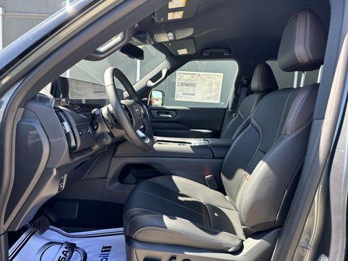 2025 Nissan Armada SL 2WD