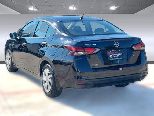 2024 Nissan Versa 1.6 S