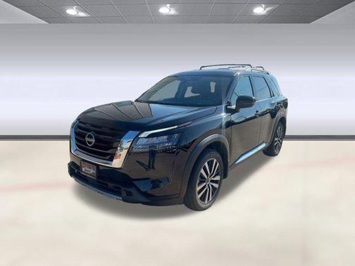 2025 Nissan Pathfinder Platinum FWD