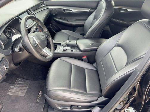 2021 INFINITI QX50 PURE