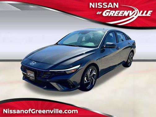 2025 Hyundai ELANTRA SEL