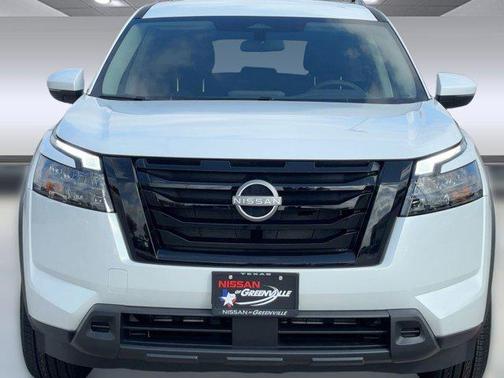 2025 Nissan Pathfinder SV FWD