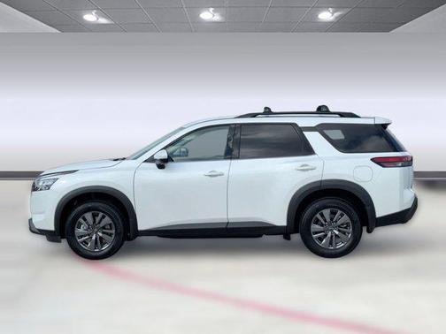 2025 Nissan Pathfinder SV FWD