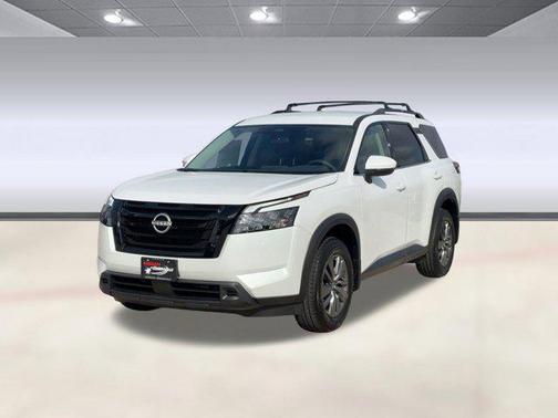 2025 Nissan Pathfinder SV FWD