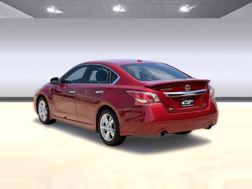 Cayenne Red 2015 Nissan Altima 2.5 SL