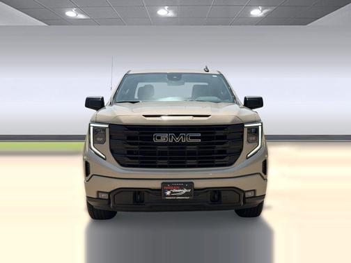 Desert Sand Metallic 2022 GMC Sierra 1500 Elevation