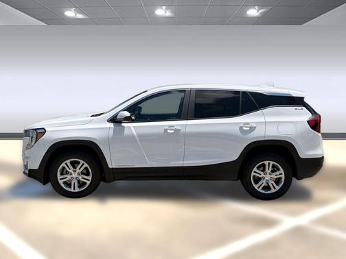 Summit White 2024 GMC Terrain SLE