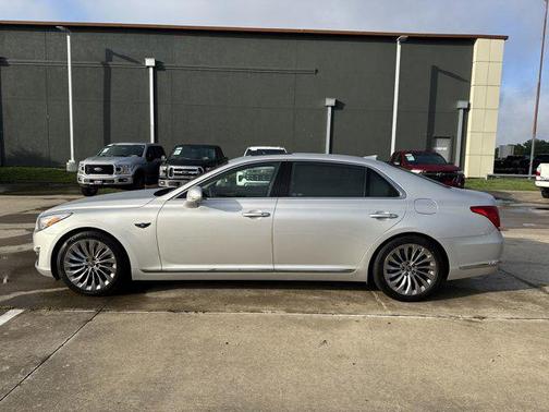 2019 Genesis G90 Premium