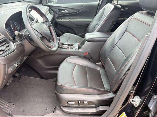 Mosaic Black Metallic 2024 Chevrolet Equinox FWD RS