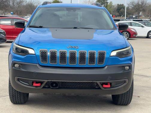 2022 Jeep Cherokee Trailhawk