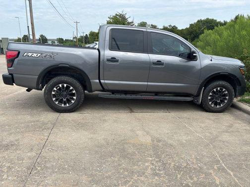 2020 Nissan Titan PRO-4X