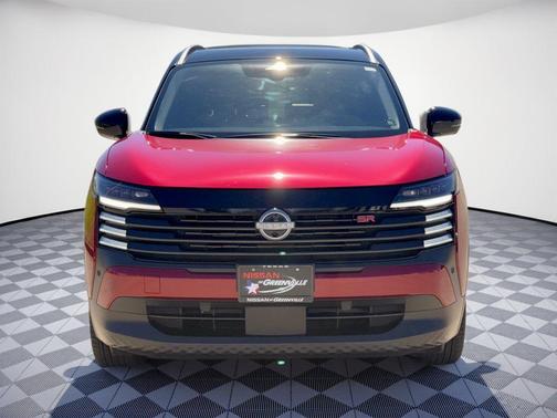 Scarlet Ember Tintcoat/Super Black 2025 Nissan Kicks SR