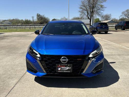 2025 Nissan Altima SR FWD