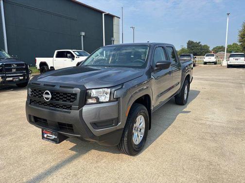 2025 Nissan Frontier S