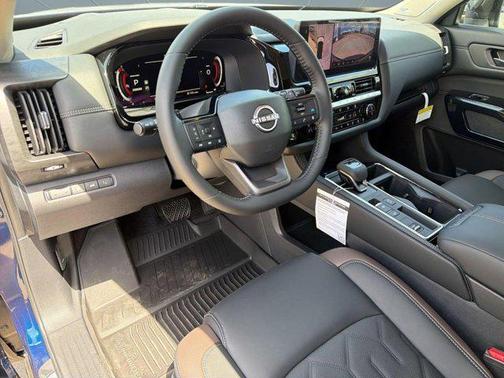 Deep Ocean Blue Pearl 2026 Nissan Pathfinder Platinum