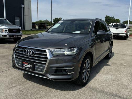 2018 Audi Q7 2.0T Premium Plus