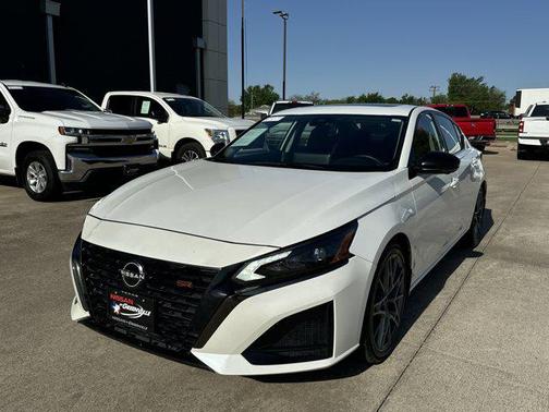 2023 Nissan Altima SR VC-Turbo FWD