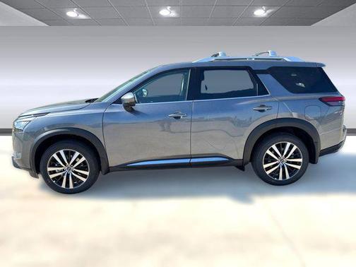 2025 Nissan Pathfinder Platinum FWD