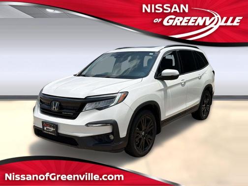 White 2022 Honda Pilot AWD Black Edition