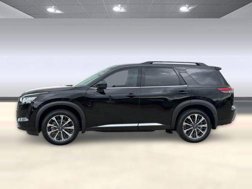 Super Black 2026 Nissan Pathfinder Platinum