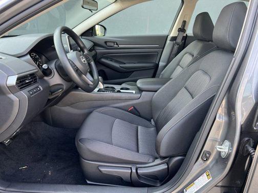 2025 Nissan Altima S FWD