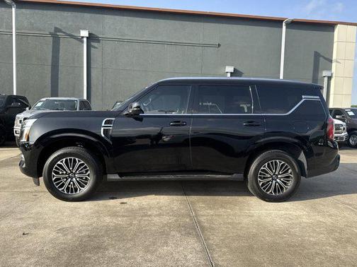 2025 Nissan Armada SL 2WD