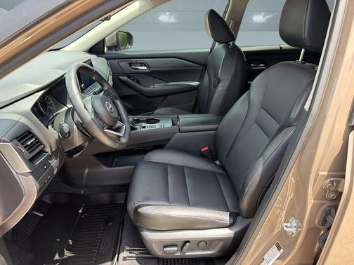 Baja Storm Metallic 2024 Nissan Rogue SV