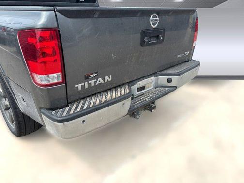 2015 Nissan Titan SV