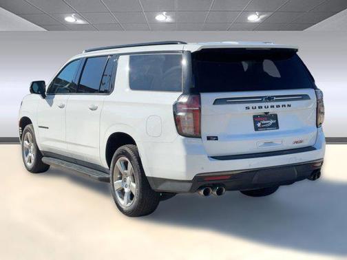 2022 Chevrolet Suburban RST