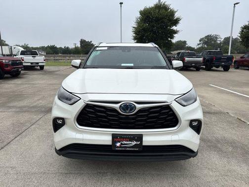 2020 Toyota Highlander Hybrid XLE
