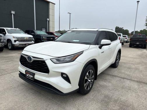 2020 Toyota Highlander Hybrid XLE