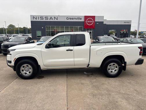 2025 Nissan Frontier S