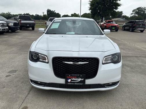 2020 Chrysler 300 S