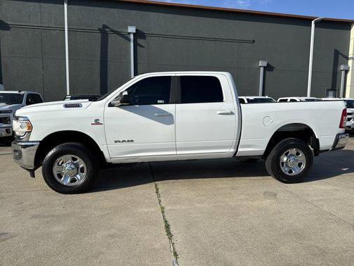 2022 RAM 2500 Big Horn Crew Cab 4x4 6'4' Box