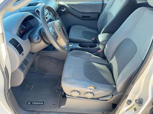 2009 Nissan Xterra S