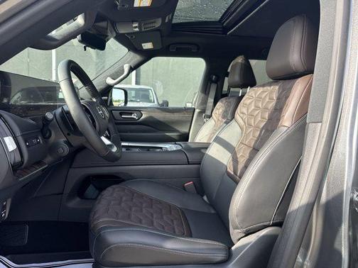2025 Nissan Armada Platinum 2WD